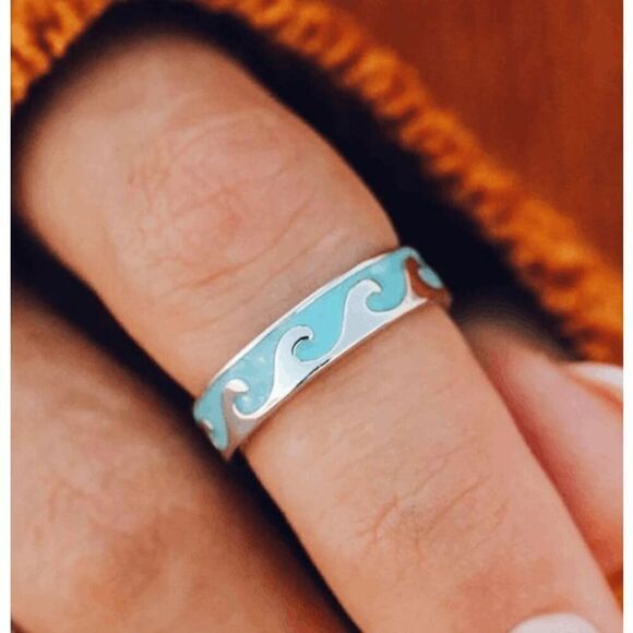 NWOT Set of 4 Y2K Enamel Rings, Wave, Mountain, Star - size 7 - Picture 2 of 6